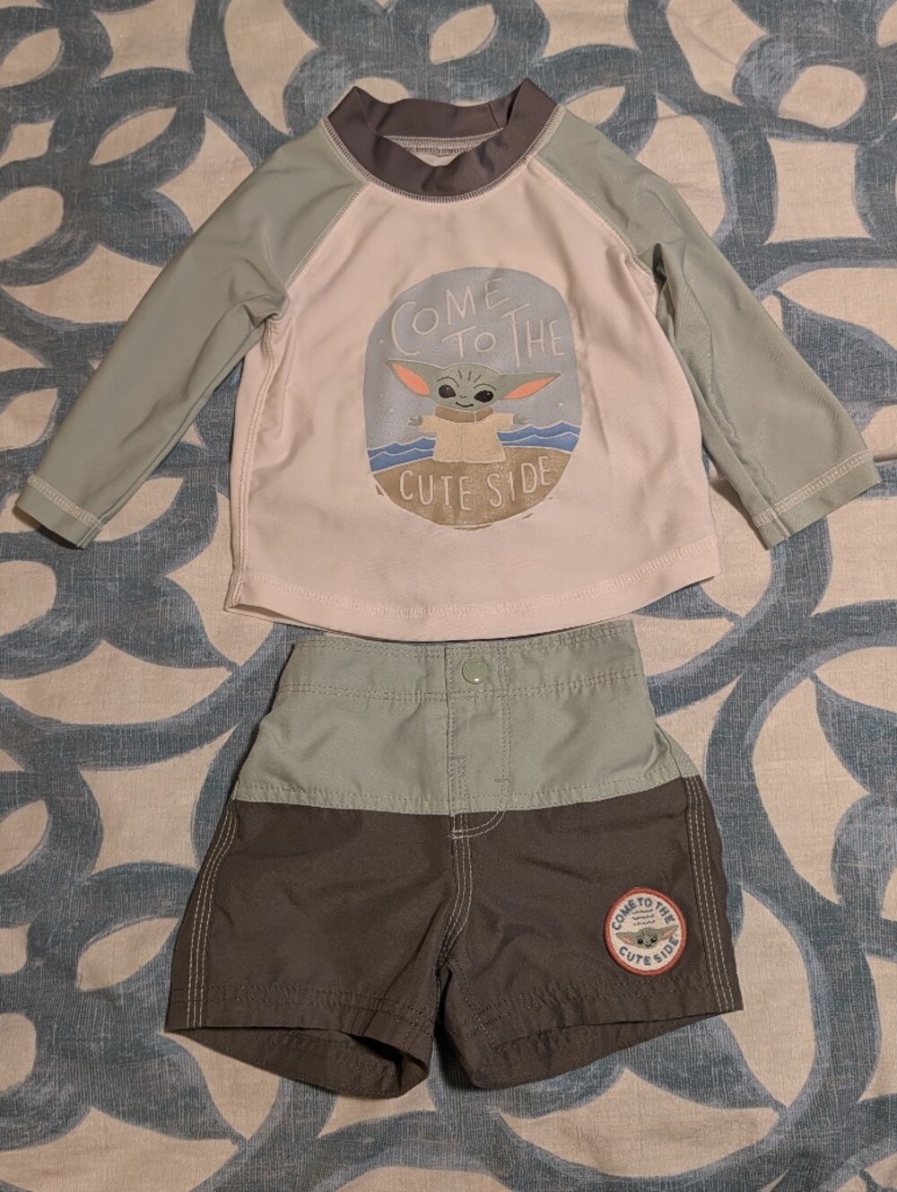 GAP Baby Star Wars Rash Guard and Swim Trunks - White & Gray 6-12m